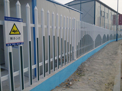 PVC插條護(hù)欄