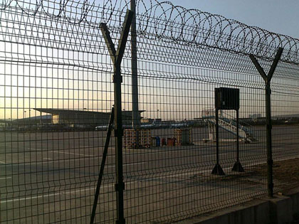 機(jī)場護(hù)欄網(wǎng)