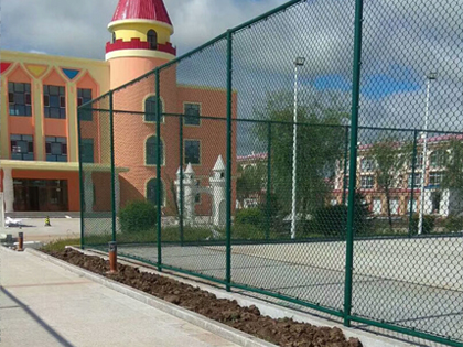 學(xué)校操場圍網(wǎng)