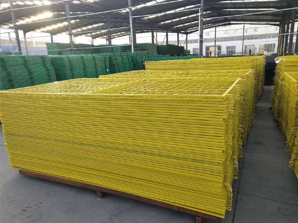 鋅鋼護(hù)欄廠區(qū)一覽-17 鋅鋼護(hù)欄廠區(qū)一覽-17